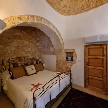 Oda ve Kahvaltı Trulli Del Carmine