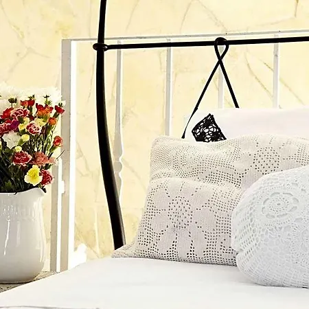 Bed & Breakfast Trulli Del Carmine 4*